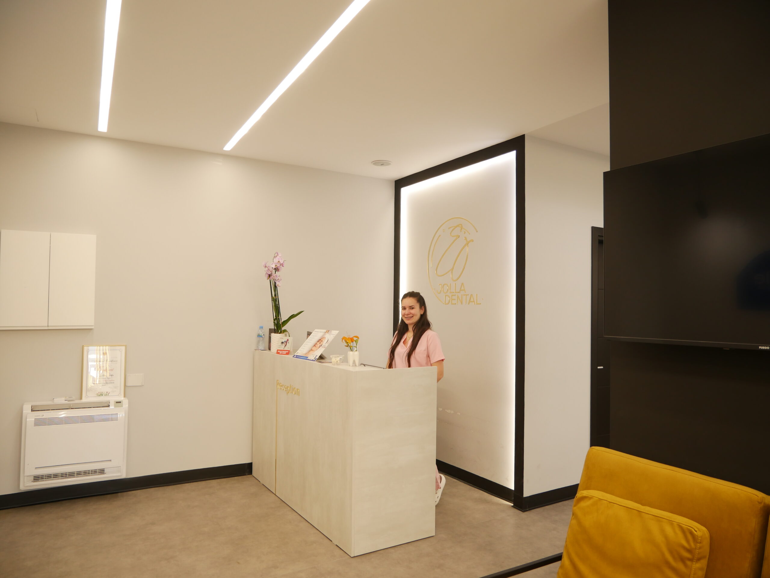 Ambientet e Jolla Dental në Grand Park Residence, Tiranë