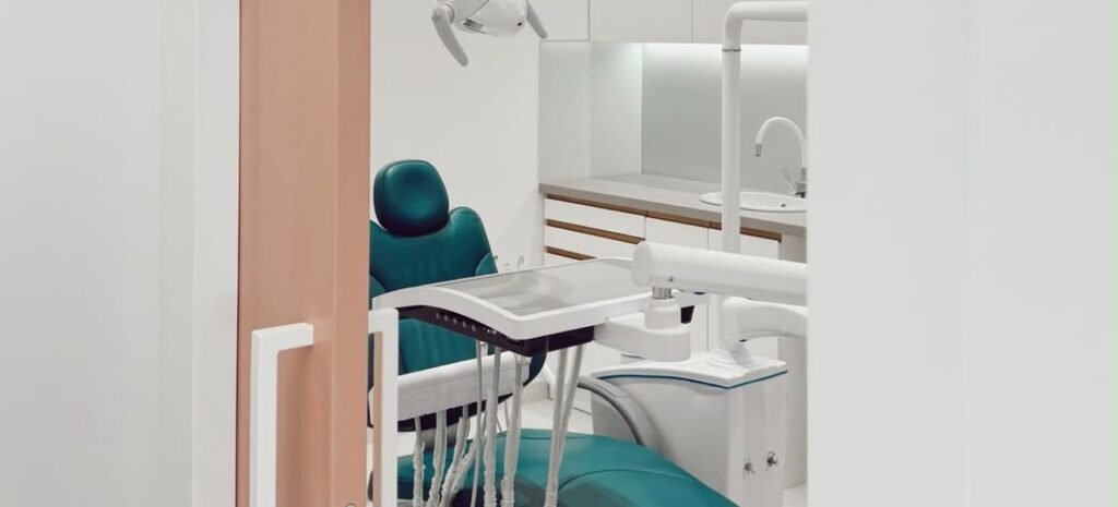 Klinike Dentare me Qira — Klinike Dentare